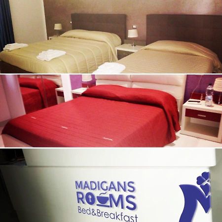 Madigans Rooms Bed&Breakfast Lecce Bagian luar foto